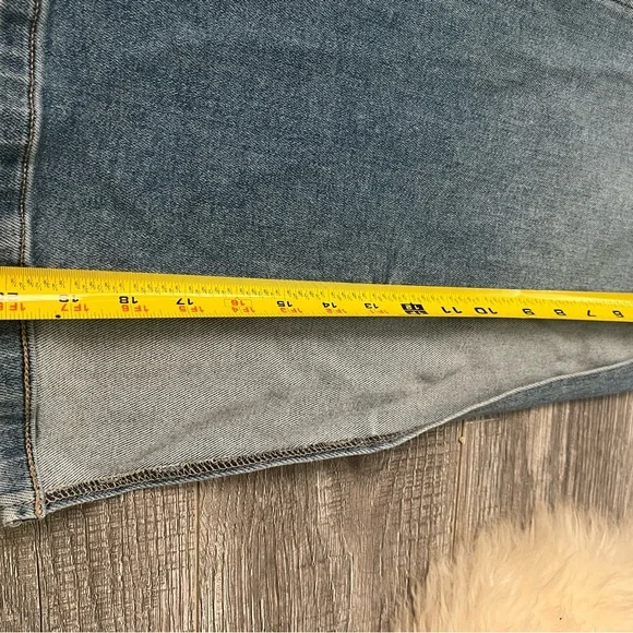 HIDDEN in Peyton Denim Midi Skirt With Side Slit (S) NEW - Picture 7 of 10